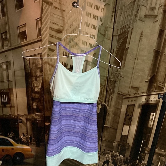 EUC woman’s size 2 (Ivivva by Lululemon) adorable tank with built in bra - Picture 5 of 6